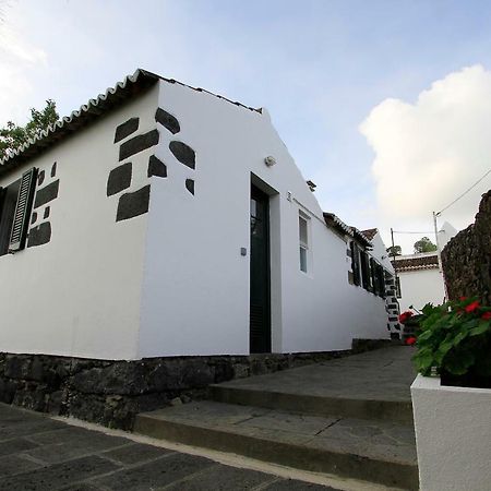 Monserrate - Galera Cottage คาลัวรา ภายนอก รูปภาพ